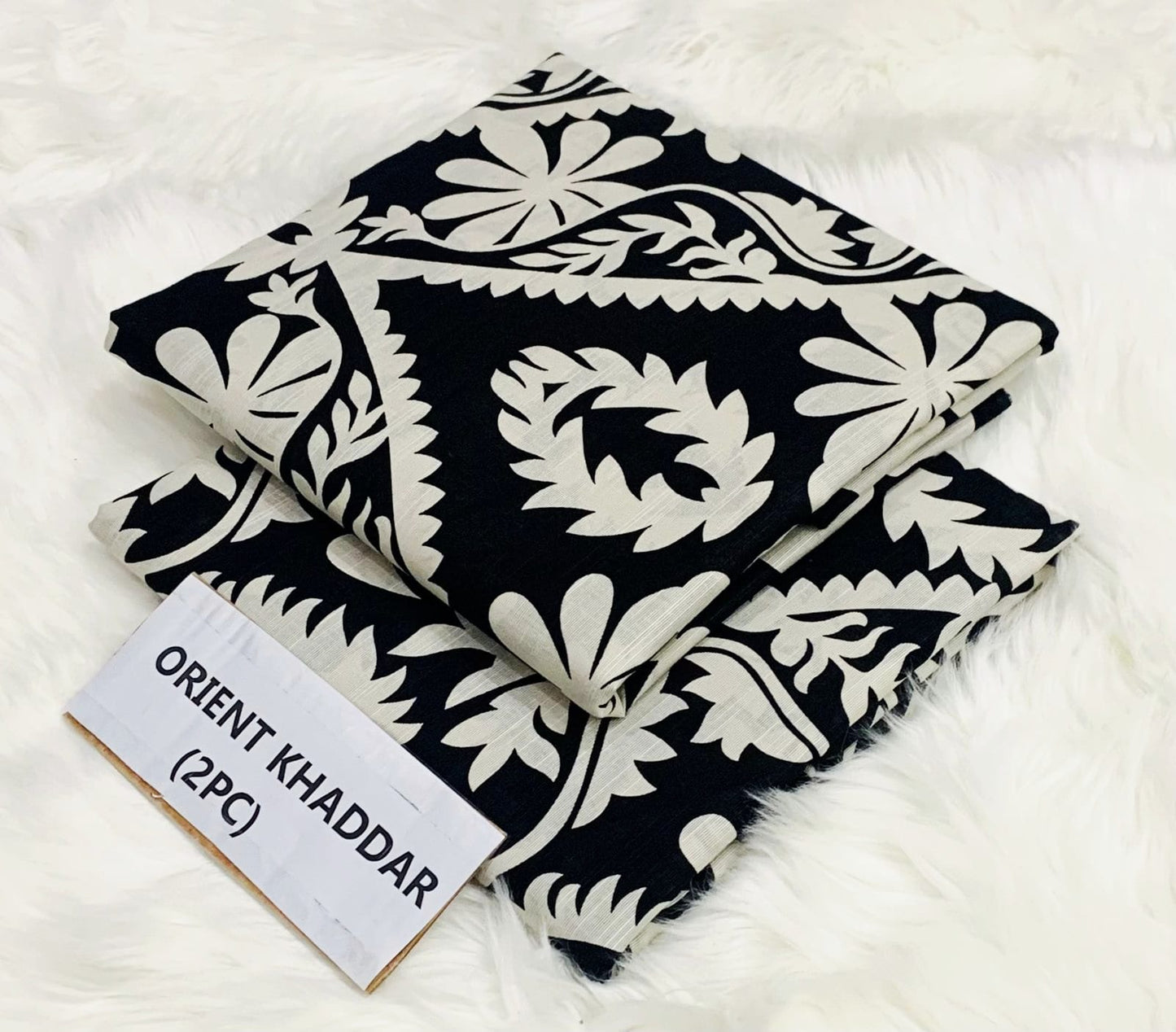 Ladies 2-Piece β Soft khaddar Unstiched (016)