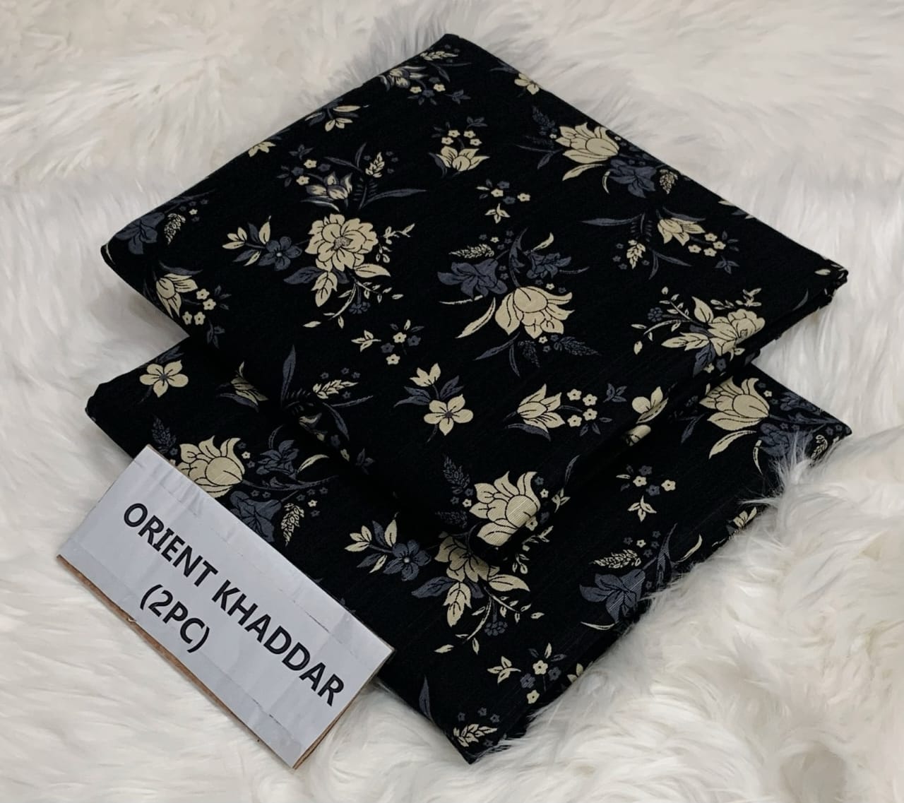 Ladies 2-Piece β Soft khaddar Unstiched (027)